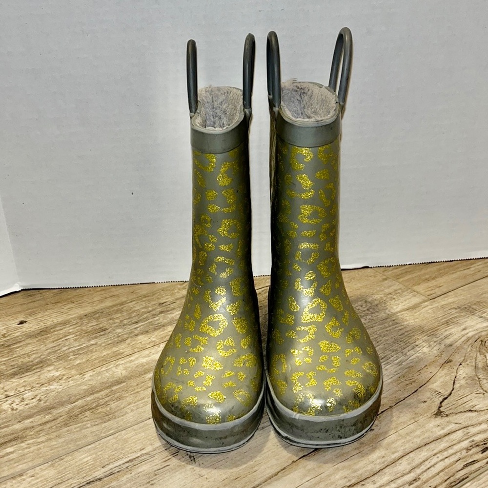 Western Chief leopard print rain boots